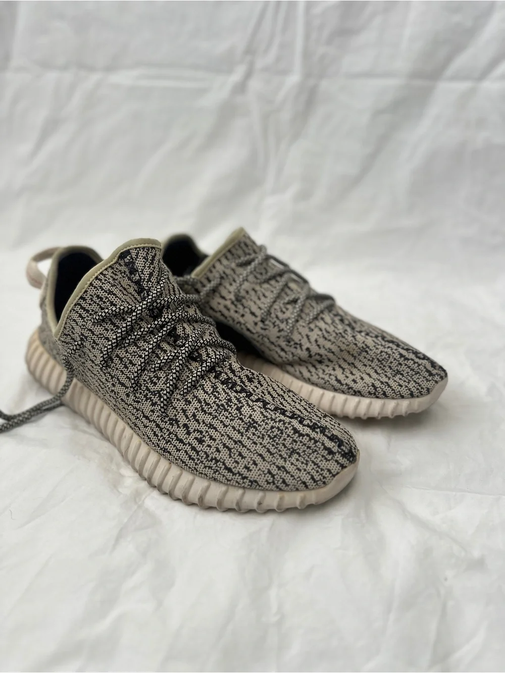 Adidas Yeezy Men’s Knit Low-Top Sneakers in Beige and Black